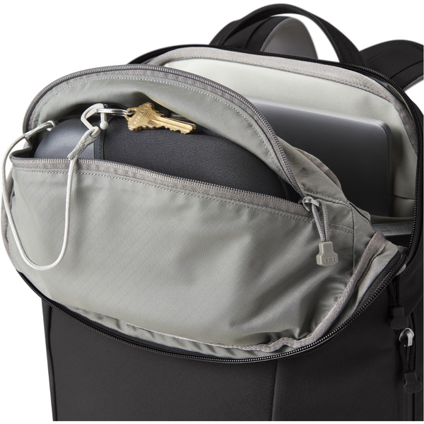 2026 YETI Crossroads® 22L Rygsæk 70000002399 - Black
